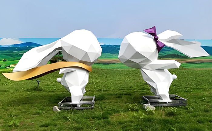 不銹鋼幾何動(dòng)物雕塑--以幾何為筆，重繪動(dòng)物的第二生命