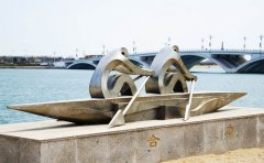 不銹鋼雕塑拋光需要注意的問題有哪些？